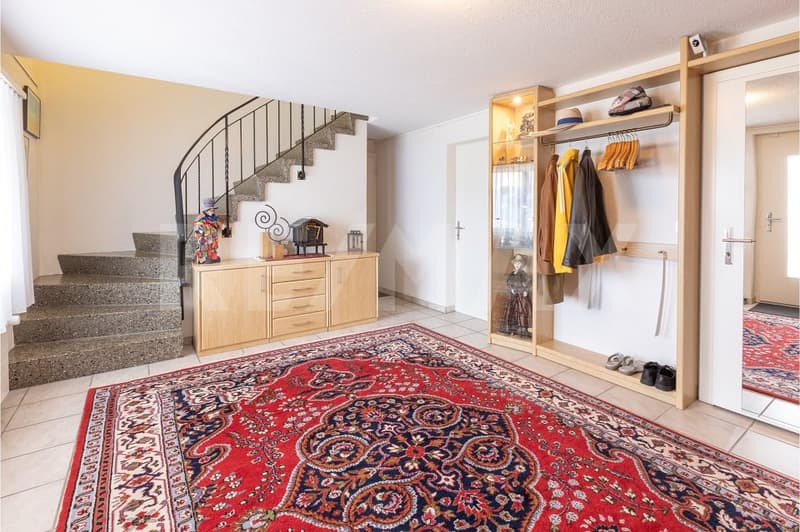 Stillvolles 7-Zi EFH mit Weitblick, Wintergarden & Indoor-Pool, 220 m² NWF, Schwyz (SZ) (11)