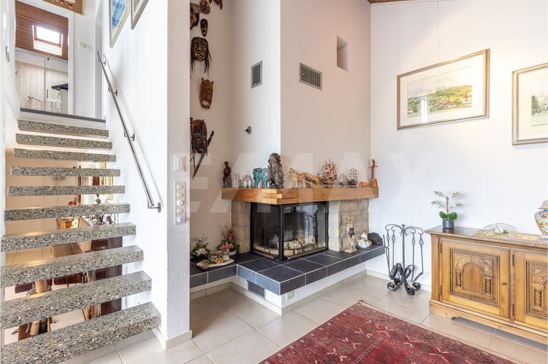 Stillvolles 7-Zi EFH mit Weitblick, Wintergarden & Indoor-Pool, 220 m² NWF, Schwyz (SZ) (8)