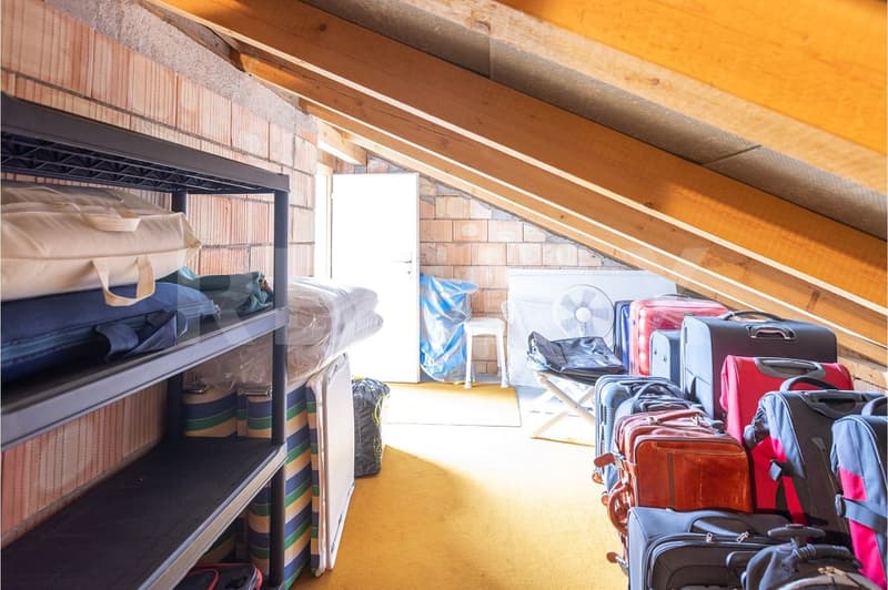 Stillvolles 7-Zi EFH mit Weitblick, Wintergarden & Indoor-Pool, 220 m² NWF, Schwyz (SZ) (13)