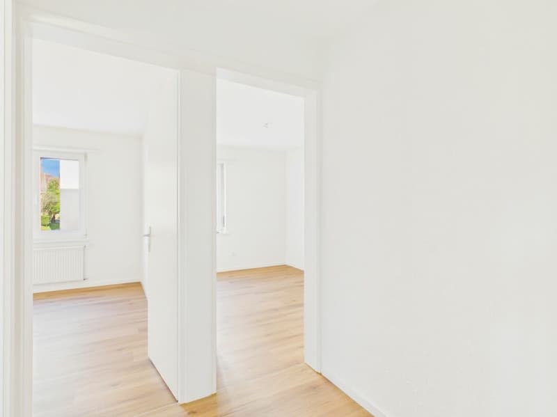 Erstbezug nach Totalsanierung: Stilvolle 4.5-Zimmer-Wohnung mit Top-Anbindung (7)