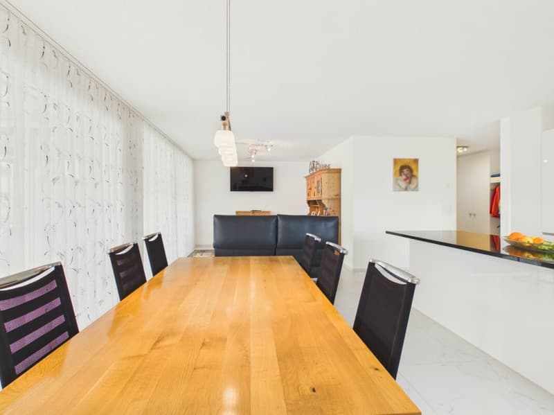 Modern 4.5-room apartment in Oberuzwil (3)