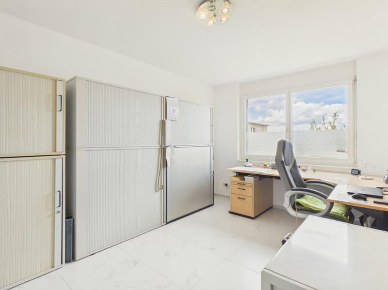 Modern 4.5-room apartment in Oberuzwil (14)