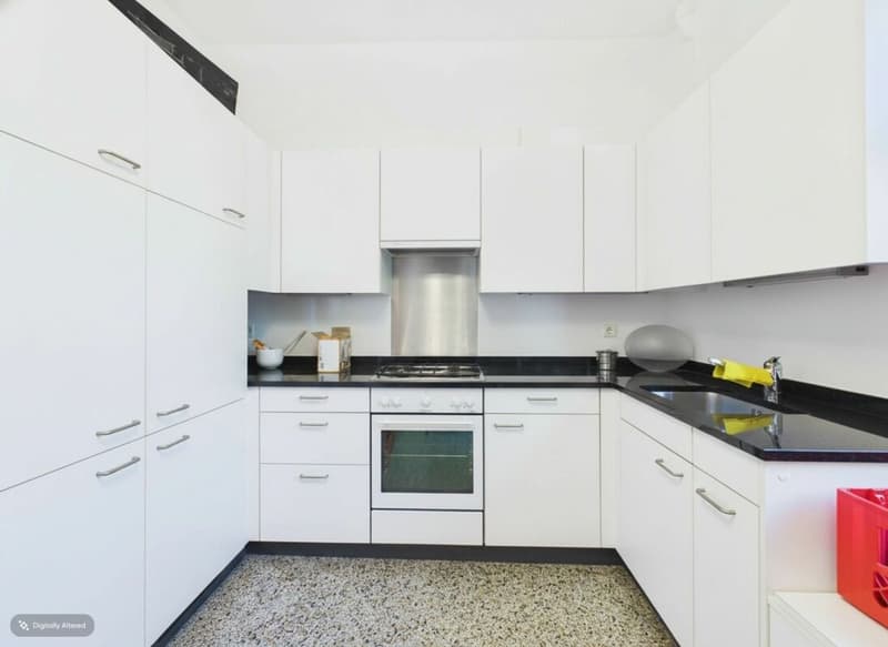 Work in a top location - flexible 3-room space directly at the train station (5)