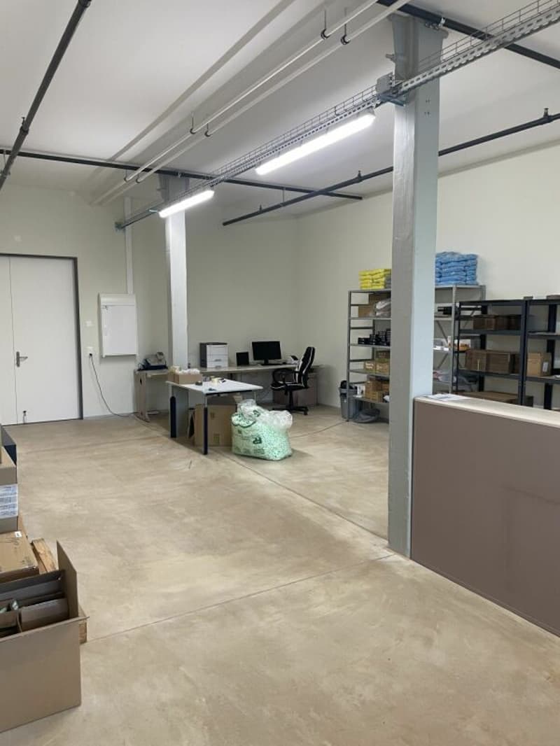 72 m2 Commercial Space in Modern Commercial Building with Exclusive Shell Construction (3)