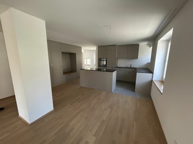 Move in and feel at home: stylishly renovated house part with charm (3)