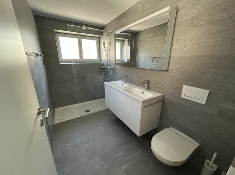 Move in and feel at home: stylishly renovated house part with charm (5)