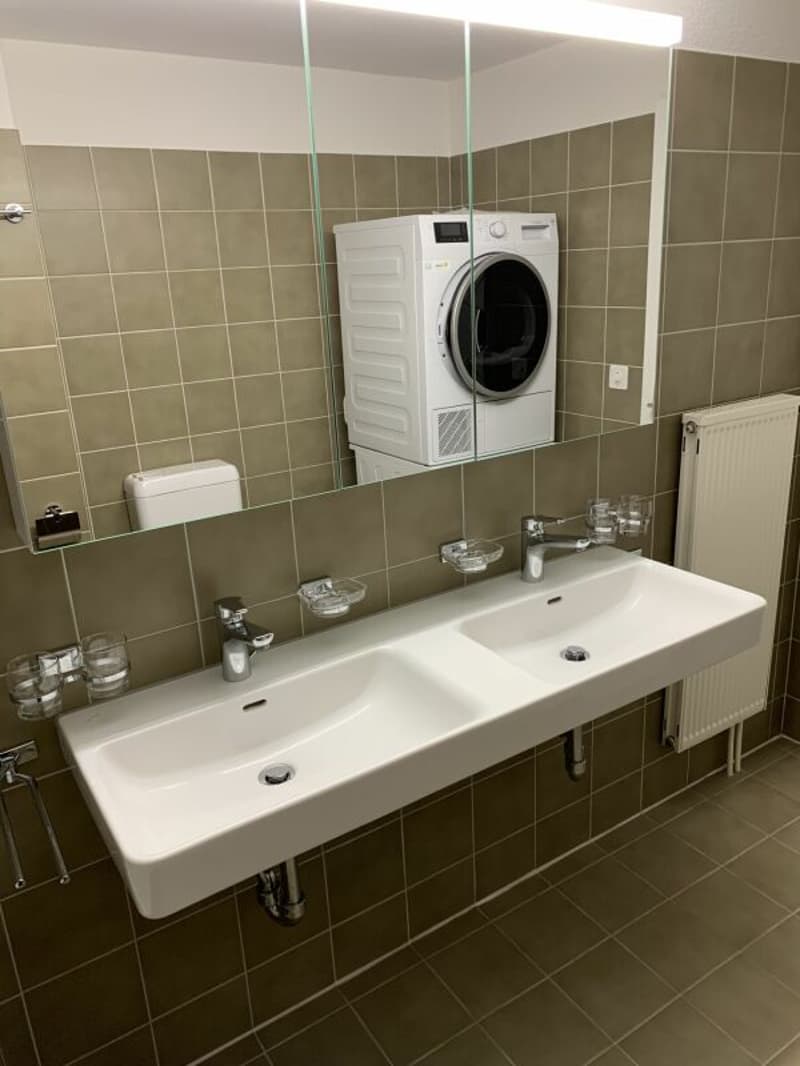heimelige Dachwohnung mitten in Gähwil (5)