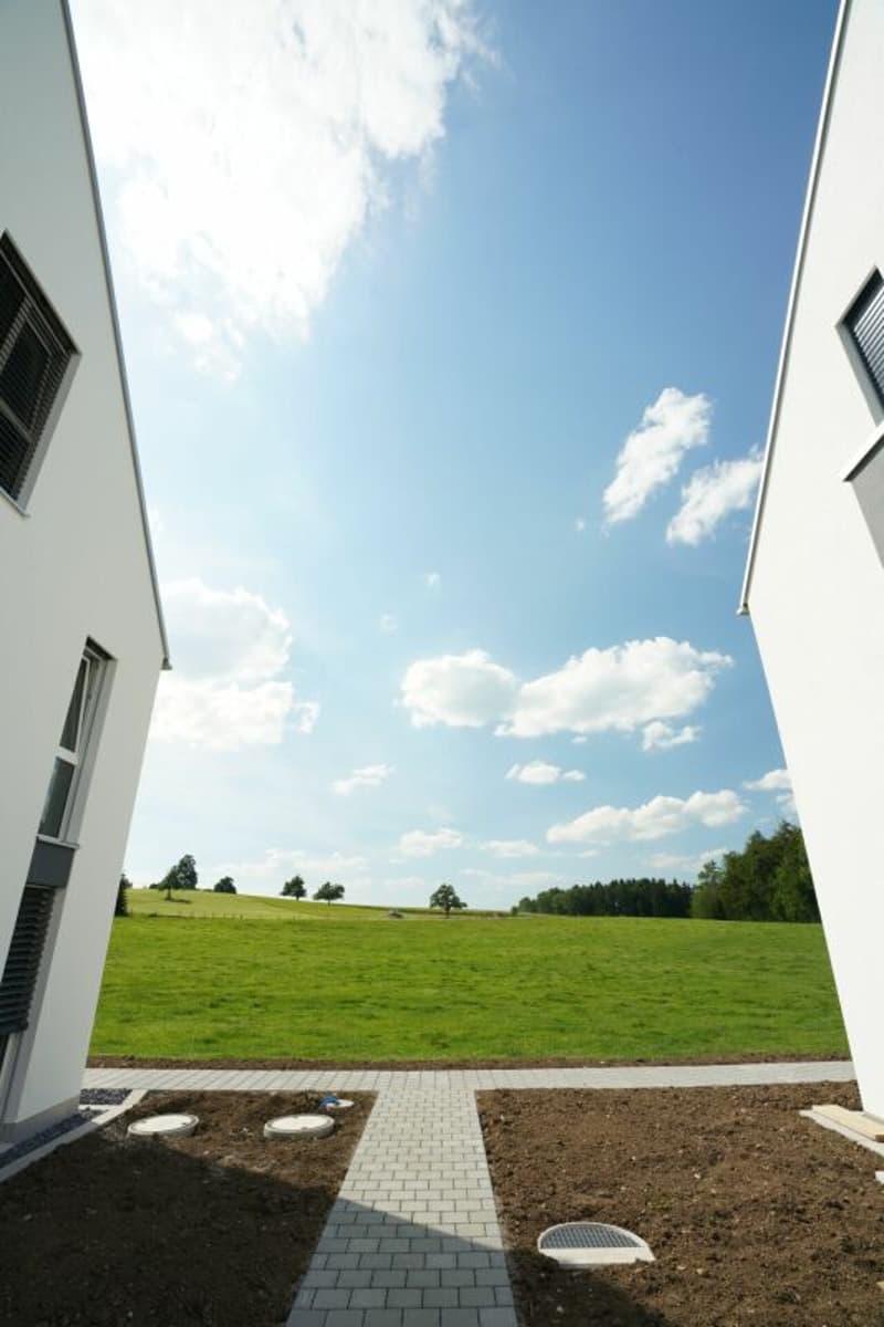 Moderne 4.5-Zimmerwohnung mit attraktivem Sitzplatz an ruhiger Lage (12)