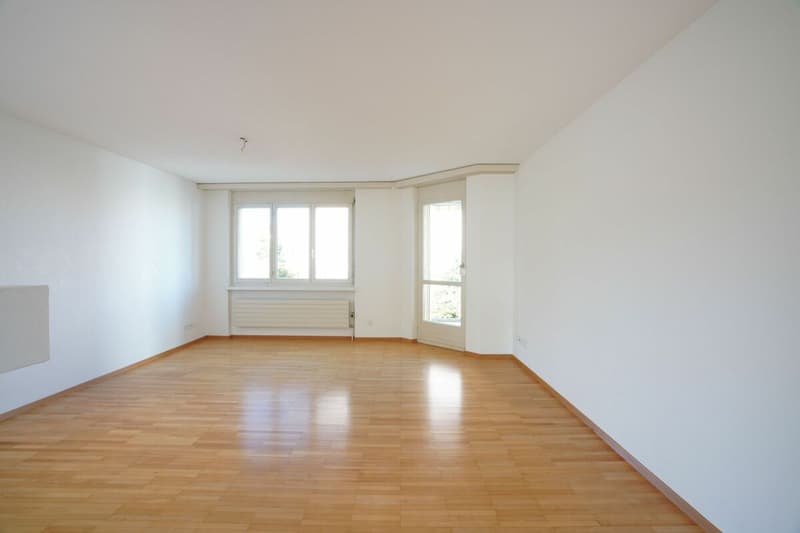 Zimmer mit Balkonzugang