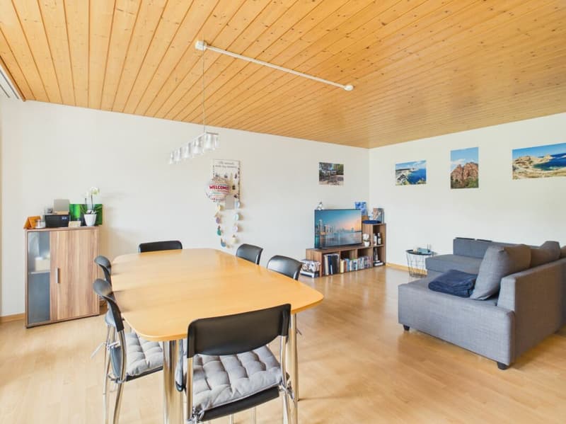 Helles Wohnzimmer