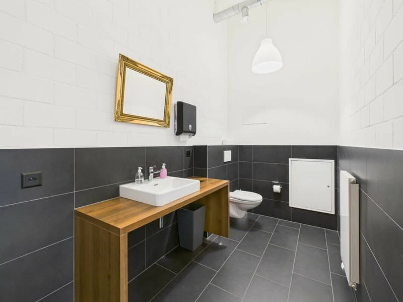 Damen WC