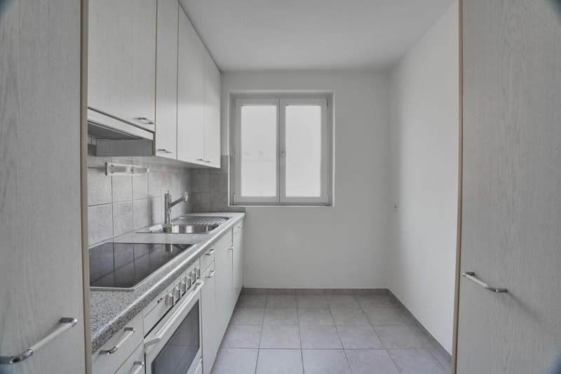 Gemütliche 3.5-Zimmerwohnung in Zentrumsnähe (2)