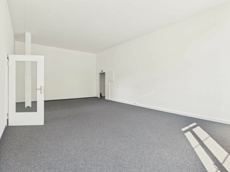 Gewerbefläche in zentralem Gewerbe- und Wohnareal mit 105m2 (4)