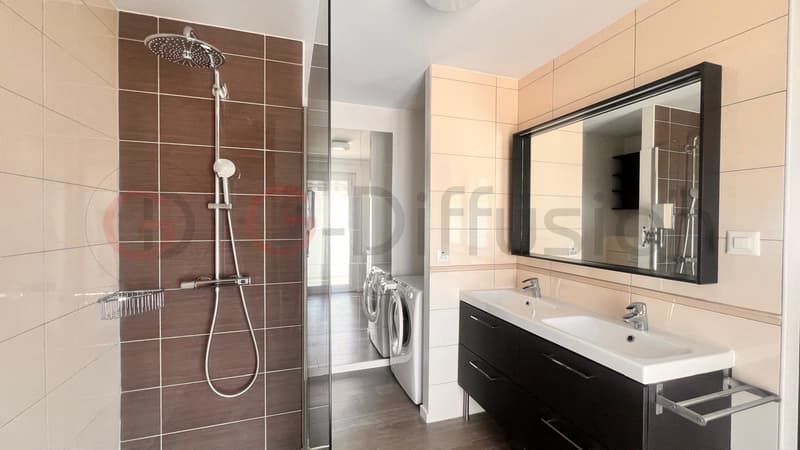 Furnished flat of 4.5 room in Epalinges - Appartement meublé de 4.5 à Epalinges (13)