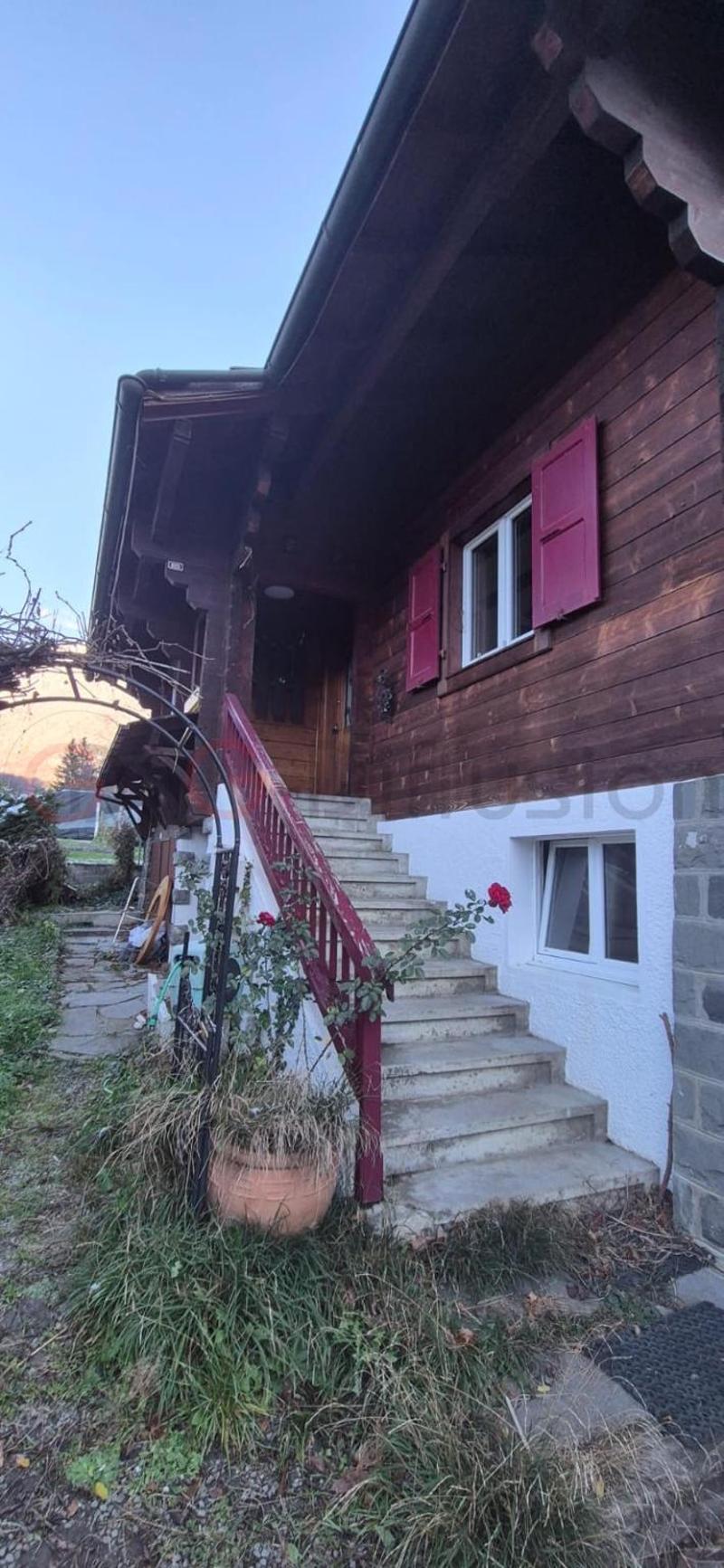 Beautiful single-family house with 2 apartments in Lavey-les-Bains (3)