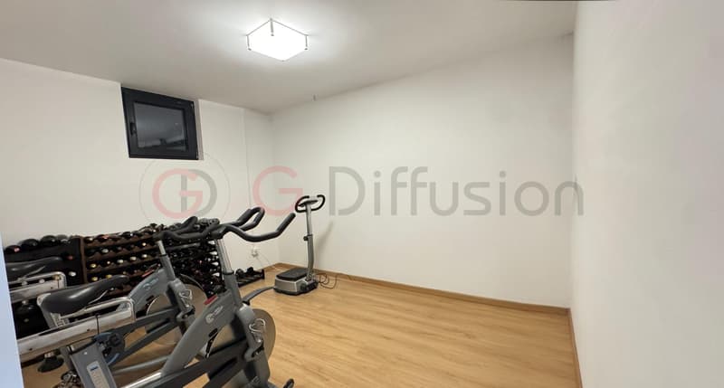 Elegant family villa with terrace/garden, parking and high energy efficiency (8)