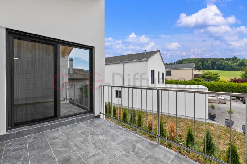 Splendid semi-detached villa with 5.5 rooms (8)