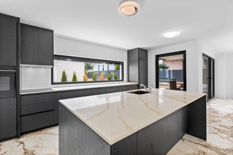 Splendide villa mitoyenne de 5.5 pièces à louer (6)