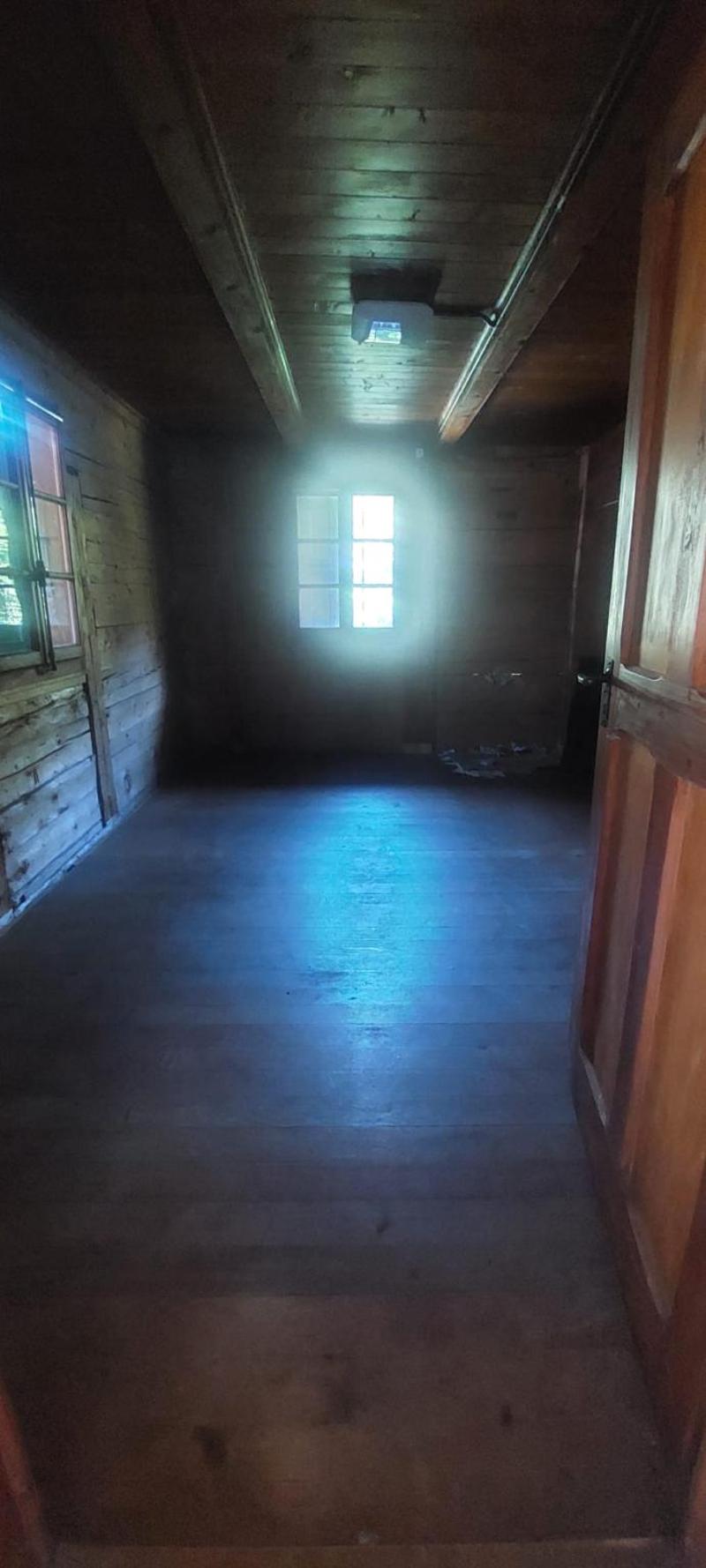 Magnifique chalet à rénover à vendre ? Troistorrents (6)