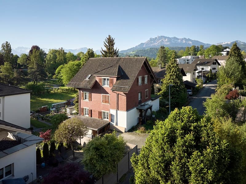 Building plot with a view (2)