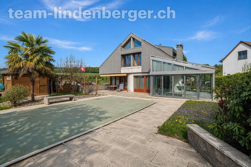 Ansicht Liegenschaft vom Garten