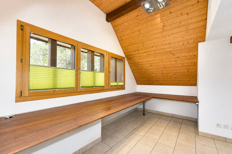 Homeoffice im 2.OG 4.5 Zi.-Maisonettewohnung 2.OG und DG