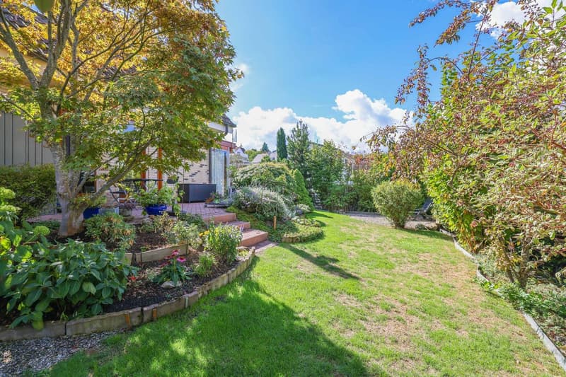 Freistehendes 5½ Zi.-Einfamilienhaus mit Garten in Metzerlen (4)