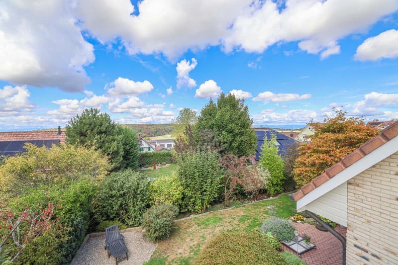 Freistehendes 5½ Zi.-Einfamilienhaus mit Garten in Metzerlen (2)