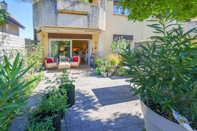 3½ Zi.-Gartenwohnung mit Charme und sonnigem Aussenbereich (3)
