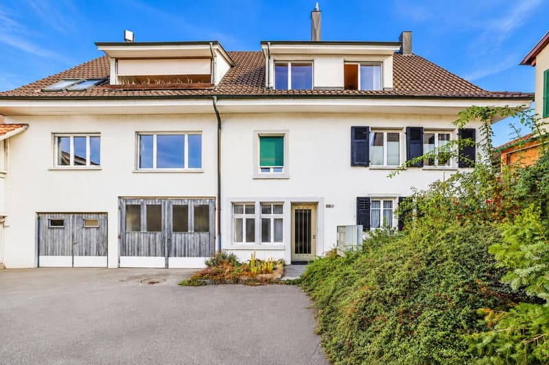 Vielseitig nutzbares Mehrfamilienhaus in Ettingen (3)