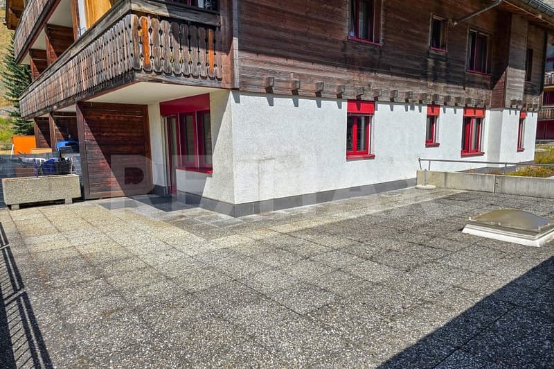 2.5-room apartment with large terrace and Matterhorn view in Zermatt (13)