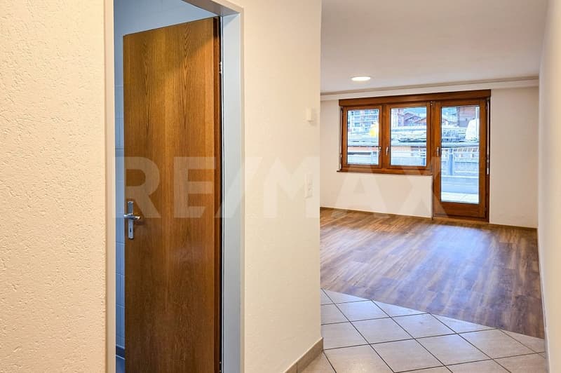 2.5-room apartment with large terrace and Matterhorn view in Zermatt (8)