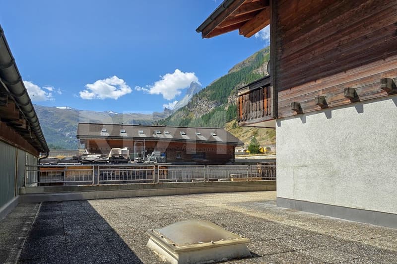 2.5-room apartment with large terrace and Matterhorn view in Zermatt (10)