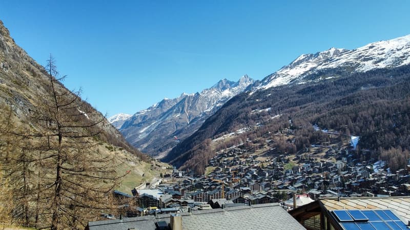 Parcelle di costruzione soleggiata con vista sulla montagna a Zermatt (8)