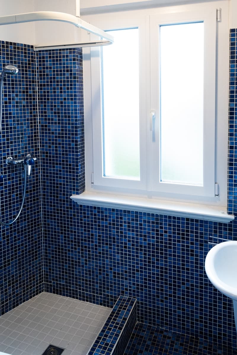 Separate Dusche/WC