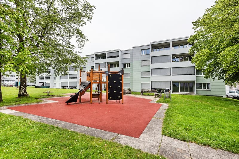 Attractive 4-room apartment with balcony in Winterthur (9)