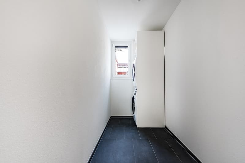 Moderne 4.5-Zimmer-Erdgeschosswohnung  Erstklassiger Wohnkomfort (8)