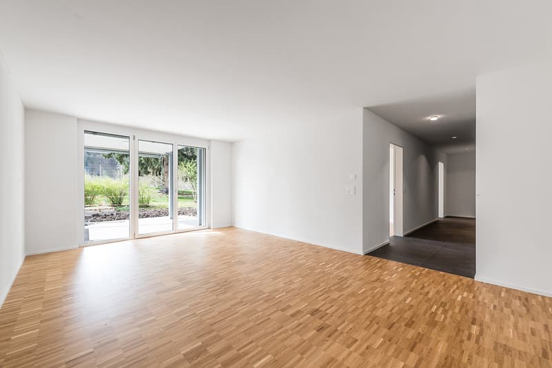 Moderne 4.5-Zimmer-Erdgeschosswohnung  Erstklassiger Wohnkomfort (5)
