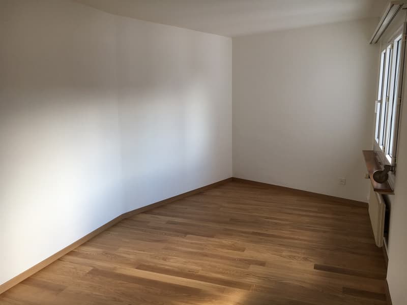 Helle 3-Zimmer-Wohnung mit Balkon (2)