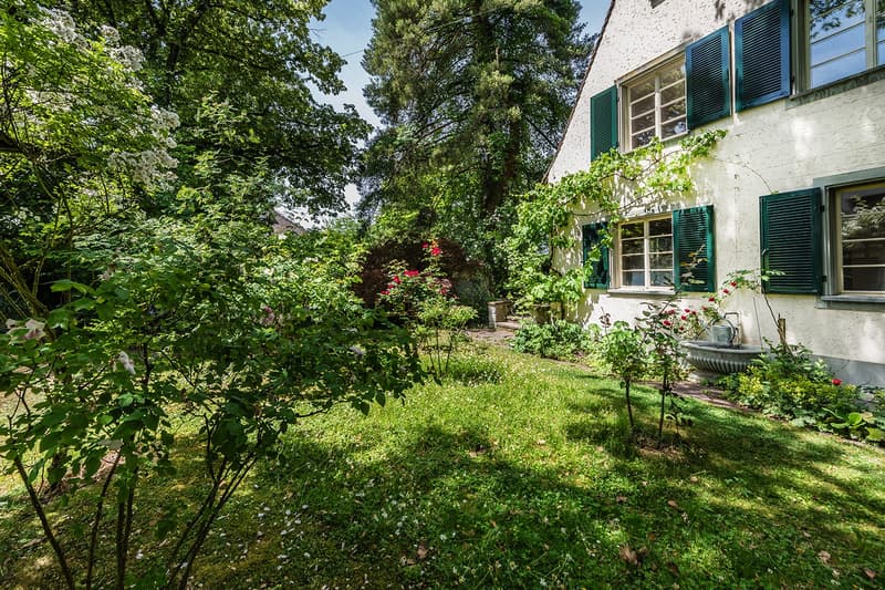 9½-Zimmer-Landhaus mit grossem Garten und viel Privatsphäre (6)