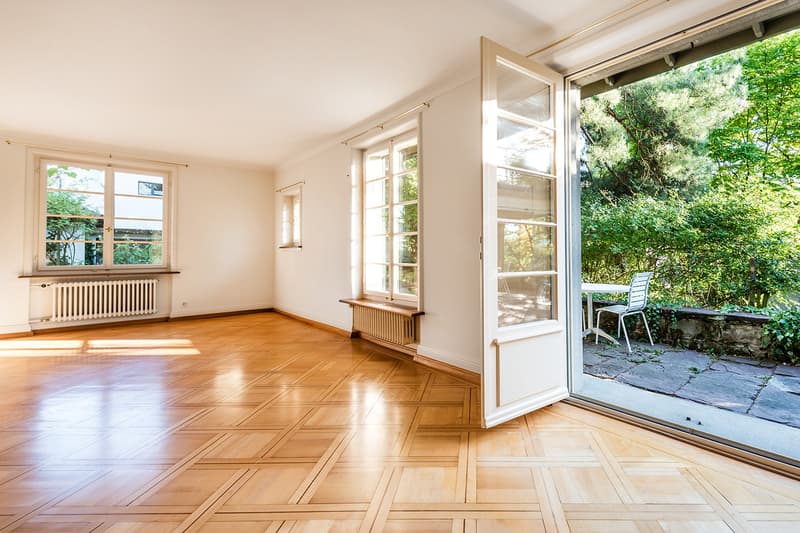 9½-Zimmer-Landhaus mit grossem Garten und viel Privatsphäre (9)