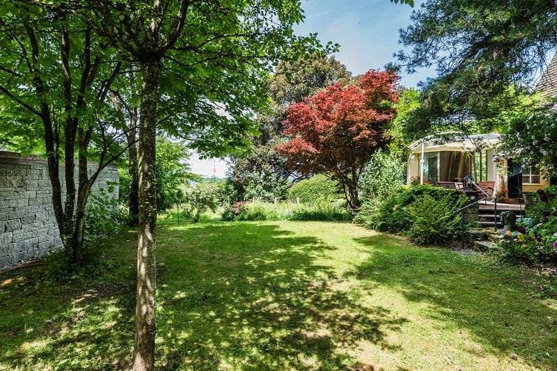 9½-Zimmer-Landhaus mit grossem Garten und viel Privatsphäre (5)