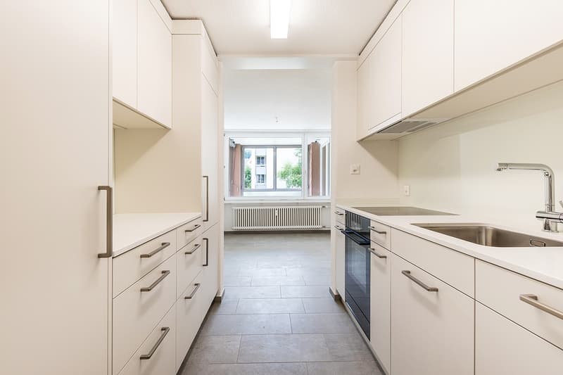 Stilvolle und charmante 4.5-Zimmerwohnung - Ideal für Pendler und Naturliebhaber! (4)