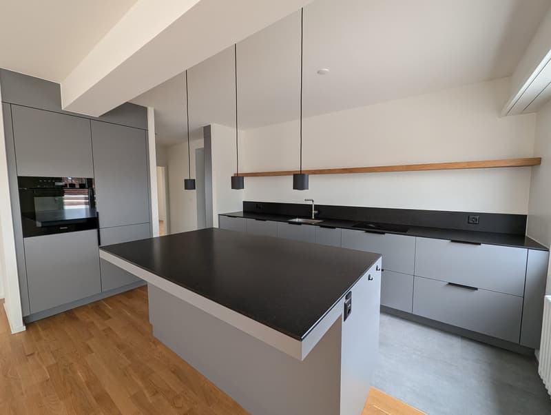 Exclusive 4.5-room attic apartment with 2 terraces in St. Johann (2)