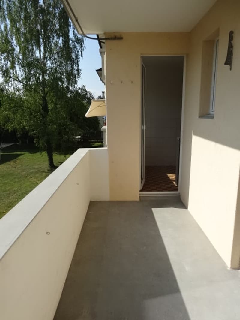 Helle 3,5-Zi'Wohnung mit Charme an zentraler sowie ruhiger Lage (2)