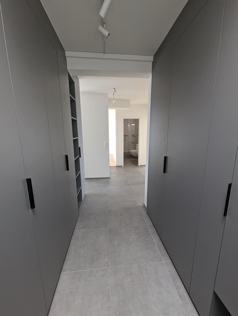 Appartement attique exclusif de 4,5 pièces avec 2 terrasses à St. Johann (14)