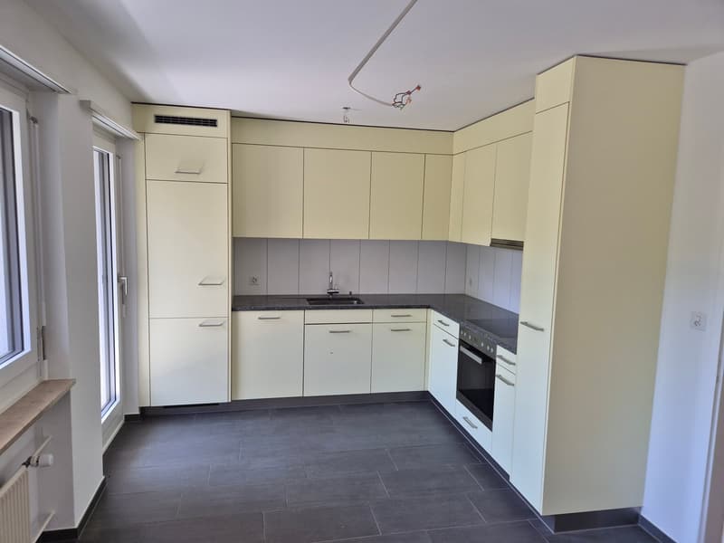 Helle 3.5-Zimmer-Wohnung mit Balkon (2.OG ohne Lift) in Oberdorf BL (3)