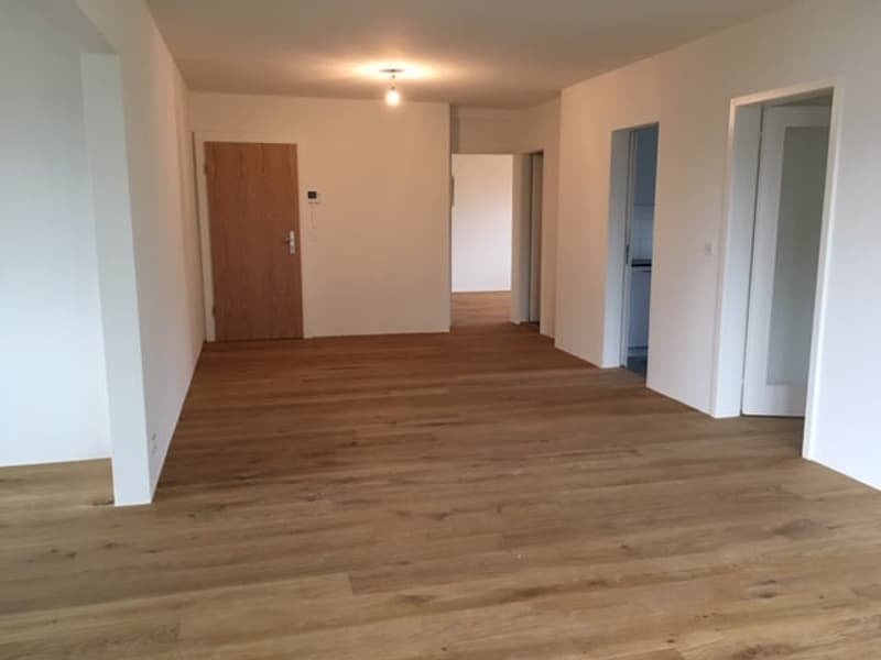 Schöne, sonnige 4-Zimmer-Wohnung, nähe Dorfkern (8)