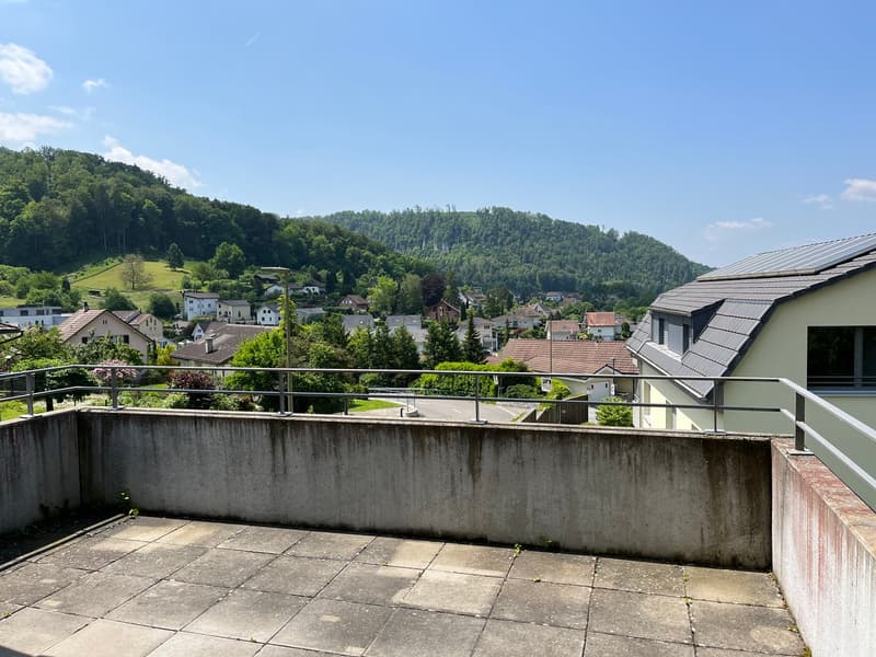 Grosszügige 3,5-Zimmer-Dachwohnung mit Balkon an erhöhter Lage (13)