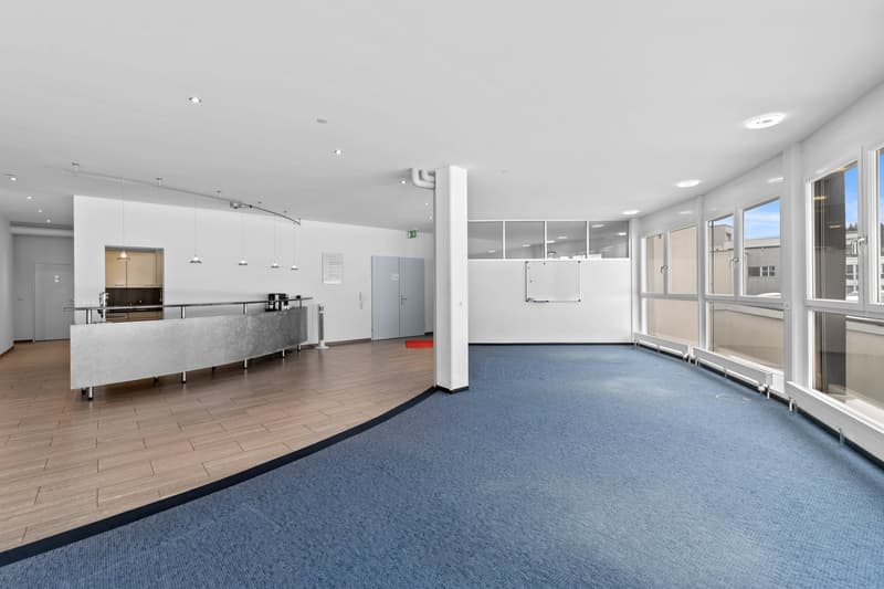 Bureau moderne dans le Schindellegi avantageux en termes d'impôts (6)